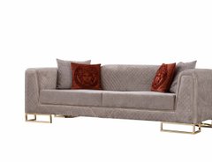 Canapea cu 3 locuri SANTORINI BEJ DESCHIS V1001 240*100*75 (cadru din lemn, umplutură PPU, tapițerie din stofă, culoare bej deschis V1001, decor auriu, completată cu 4 perne decorative)(29633)