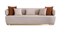Canapea cu 3 locuri MONET BEJ M03 240*90*80 (cadru din lemn, umplutură cu PPU, tapițerie din stofă, culoare bej M03, decor auriu, completată cu 5 perne decorative)(29603)