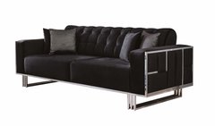 Canapea extensibilă cu 3 locuri NISA NEAGRA P50 ARGINT 235*100*87 (cadru din lemn, umplutură PPU, tapițerie din stofă, culoare neagră P50, decor argint, completată cu 4 perne decorative) (29639)